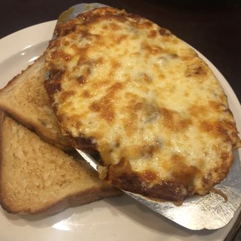 Bella Roma Restaurant - Yummy lasagne dinner - Pizza Near Me - Calgary, Alberta