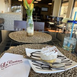 la cocina - Tiramisu.... Slightly frozen.  Order with an espresso shot!!  That would elevate and caffeinate your day nicely!