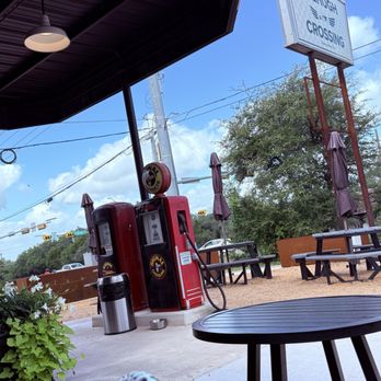 Lucky Lab Coffee - Lots of shade - Coffee & Tea Near Me - Dripping Springs, Texas Lucky Lab Coffee - Lots of shade - Coffee & Tea Near Me - Dripping Springs, Texas