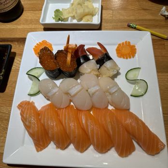 Genki Sushi - Our choice of nigri - salmon, scallops, surf clam, and ikura - Japanese Near Me - San Diego, California Genki Sushi - Our choice of nigri - salmon, scallops, surf clam, and ikura - Japanese Near Me - San Diego, California