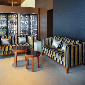 C Lounge - Cocktail Bars Near Me - Pasay, NCR