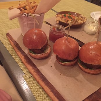 Bistro Joe's - Vegetarian sliders - New American Near Me - Birmingham, Michigan