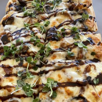 Cafe 44 - Garden truffle flatbread - American Near Me - Alexandria, Virginia