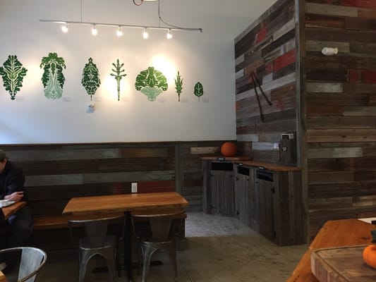 7 Greens Detroit Salad Co. by null