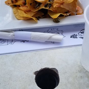Bernies Beach Bar - Nachos - Bars Near Me - Hampton, New Hampshire