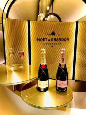 Moët et Chandon by null
