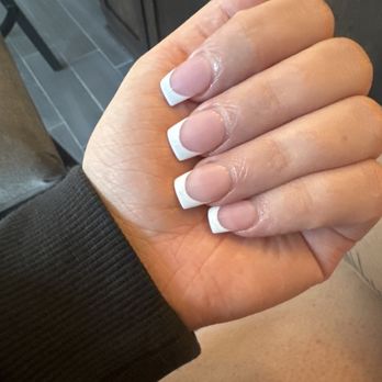 Jusy Nails - Nail Salons Near Me - Council Bluffs, Iowa
