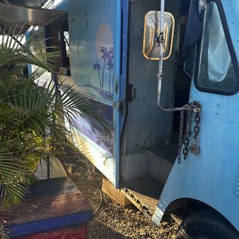 Da Brazilian Braddahs - Food Trucks Near Me - Waianae, Hawaii