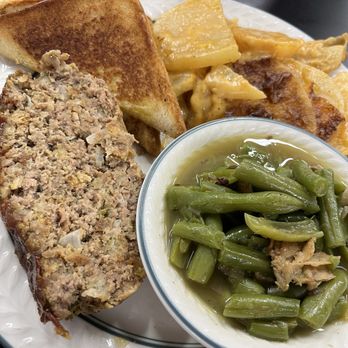 Bois’ D Arc Country Store - Meatloaf - Livestock Feed & Supply Near Me - Palestine, Texas