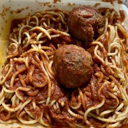 Saraphino's - Spaghetti and Spaghetti with Homemade Meatballs