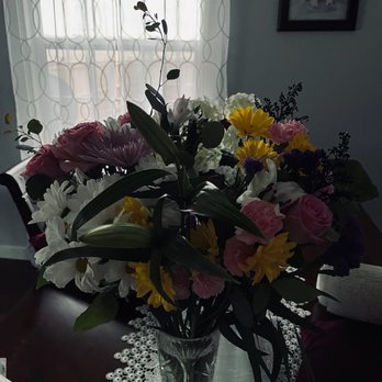 Dragonfly Flowers - These amazing flowers were delivered as fast as I payed for them. Great pricing and absolutely beautiful flowers.! - Florists Near Me - Winnipeg, Manitoba Dragonfly Flowers - These amazing flowers were delivered as fast as I payed for them. Great pricing and absolutely beautiful flowers.! - Florists Near Me - Winnipeg, Manitoba