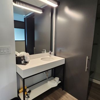 Aloft by Marriott Dallas Euless - Hotels Near Me - Euless, Texas Aloft by Marriott Dallas Euless - Hotels Near Me - Euless, Texas