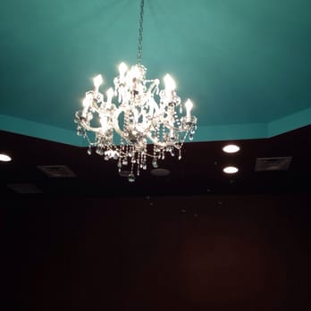 Texy Nails - Tiffany blue ceiling and beautiful chandelier - Nail Salons Near Me - Schertz, Texas