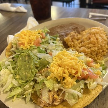 Camino Real Restaurant - Chicken chalupas - Mexican Near Me - Austin, Texas Camino Real Restaurant - Chicken chalupas - Mexican Near Me - Austin, Texas