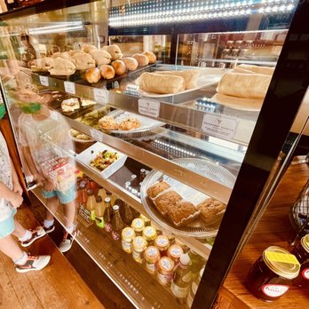Mudhouse Specialty Coffee Roasters - Baked Goods and Beverages - Coffee & Tea Near Me - Crozet, Virginia