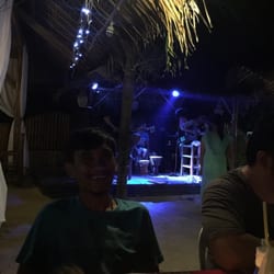 Cafe Del Mare - Ryan and the band