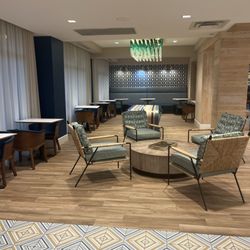 Courtyard by Marriott Hilton Head Island - Dining area