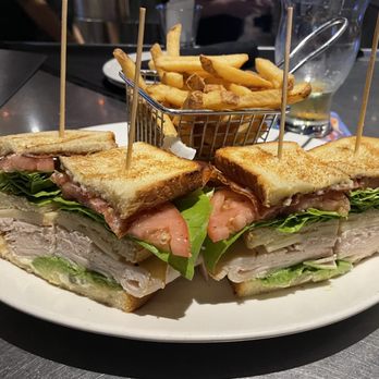 Yard House - Stacked Turkey Club - Bars Near Me - Boston, Massachusetts