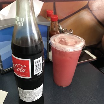 Taqueria Del Valle - Agua de Fresa - Mexican Near Me - Moreno Valley, California Taqueria Del Valle - Agua de Fresa - Mexican Near Me - Moreno Valley, California