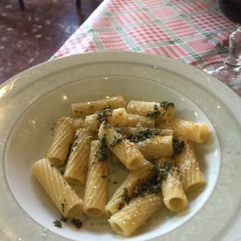 Taverna Sacchetti - Complimentary rigatoni with pesto and cacia cheese and bottarga from Sardinia ! - Italian Near Me - Rome, RM