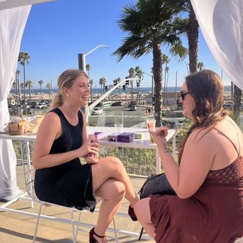 Intuitive Instincts - Worked the EMFest event at the Pasea Hotel in Huntington Beach. I'm available for events and parties! - Psychics Near Me Intuitive Instincts - Worked the EMFest event at the Pasea Hotel in Huntington Beach. I'm available for events and parties! - Psychics Near Me