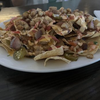 Blue Moon Taphouse - Nachos - Breweries Near Me - Norfolk, Virginia