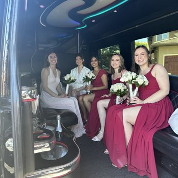 Try Diamond Limousines & Transportation - Ladies in Mercedes limo bus - Limos Near Me Try Diamond Limousines & Transportation - Ladies in Mercedes limo bus - Limos Near Me