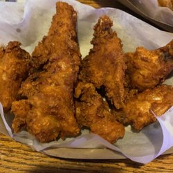 Sublette Saloon - Spicy chicken wings are way too salty.