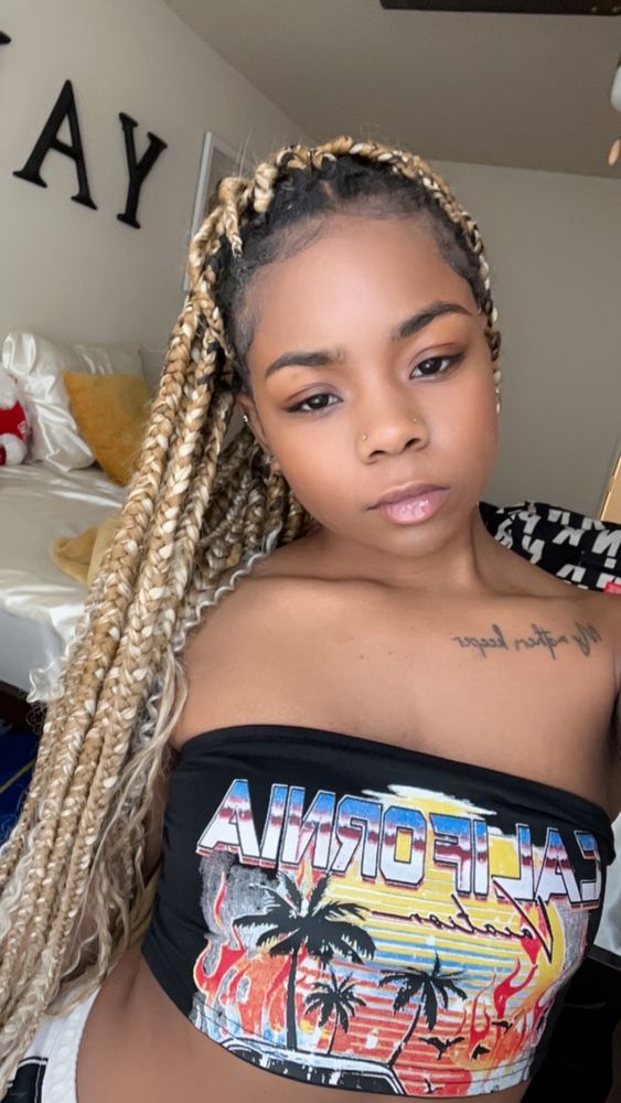 Yani Slays Braids Logo