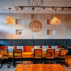 Roots Bistro