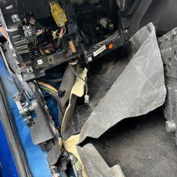 Arnold Clark - That how manger Paul Mora damage my car and give it back to customer