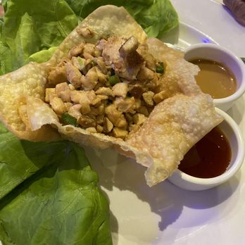 Yard House - Chicken lettuce wraps great sauces - New American Near Me - Rancho Mirage, California Yard House - Chicken lettuce wraps great sauces - New American Near Me - Rancho Mirage, California