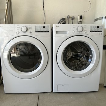 Appliances 4 less Indio - LG washer and Dryer - Appliances Near Me - Central Indio, California