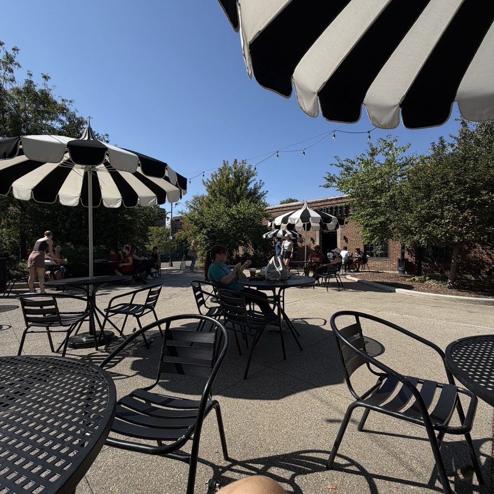 Hexe Coffee - Patio - Coffee & Tea Near Me - Chicago, Illinois Hexe Coffee - Patio - Coffee & Tea Near Me - Chicago, Illinois