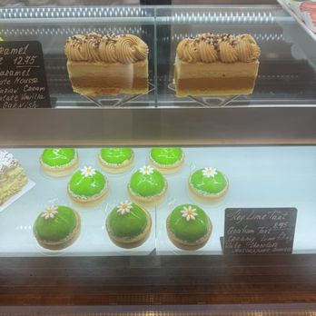 Edelweiss Highlands Pastry Boutique - Bakeries Near Me - Highlands, North Carolina Edelweiss Highlands Pastry Boutique - Bakeries Near Me - Highlands, North Carolina