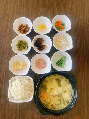 Yunnan Style Rice Noodle by null
