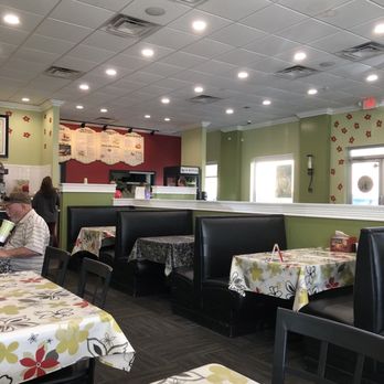 Chicken Salad Chick - The dining room has lots of room. - Sandwiches Near Me - Tallahassee, Florida Chicken Salad Chick - The dining room has lots of room. - Sandwiches Near Me - Tallahassee, Florida