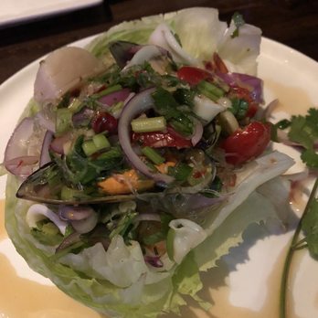 Enthaice Thai Kitchen - Thai Near Me - Astoria, New York Enthaice Thai Kitchen - Thai Near Me - Astoria, New York
