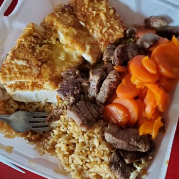 Shikora Express - a plate of meat, rice and carrots - Japanese Near Me - Mount Airy, North Carolina