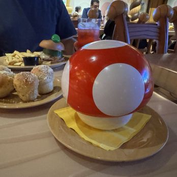 Toadstool Cafe - Mushroom soup & garlic rolls - Burgers Near Me - Orlando, Florida