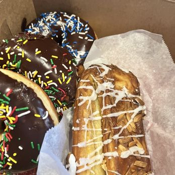 Pandoughmonium - Donuts and pastry tasted like almond croissant - Bakeries Near Me - Downingtown, Pennsylvania