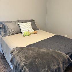 Queen Bed