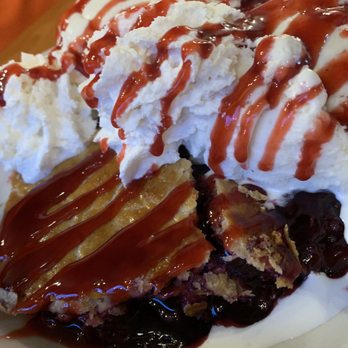 Porter's - BlackBerry cobbler - Salad Near Me - Springdale, Utah