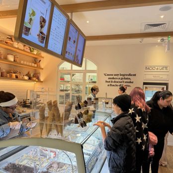 Bacio di Latte - Gelato Near Me - Pasadena, California