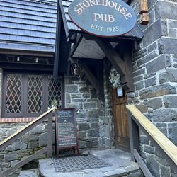 Stonehouse Restaurant & Pub - Exterior
