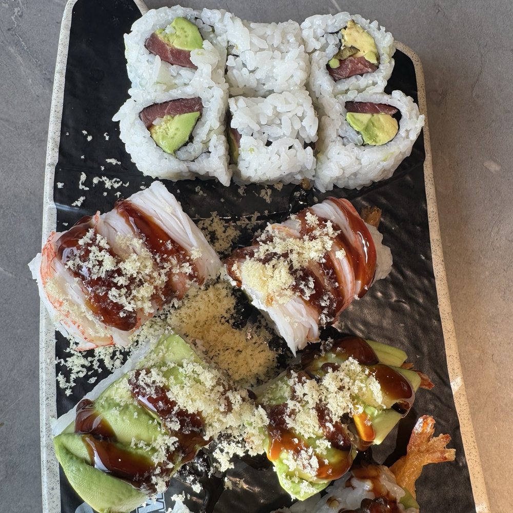 Sumo Sushi & Grill - Farthest to closest: Tuna avocado, crab roll, shrimp tempura and avocado roll - Japanese Near Me - Seattle, Washington Sumo Sushi & Grill - Farthest to closest: Tuna avocado, crab roll, shrimp tempura and avocado roll - Japanese Near Me - Seattle, Washington