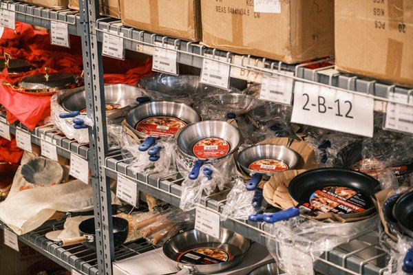 Econ World Trading by null