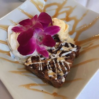 Murphy's Chophouse - Warm White Chocolate Blondie - Steakhouses Near Me - Murphy, North Carolina