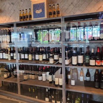 The Perry Hotel & Marina - Good selection of wines - Hotels Near Me - Key West, Florida The Perry Hotel & Marina - Good selection of wines - Hotels Near Me - Key West, Florida