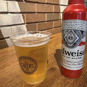 Budweiser Brewery Experience - Beer Tours Near Me - Saint Louis, Missouri